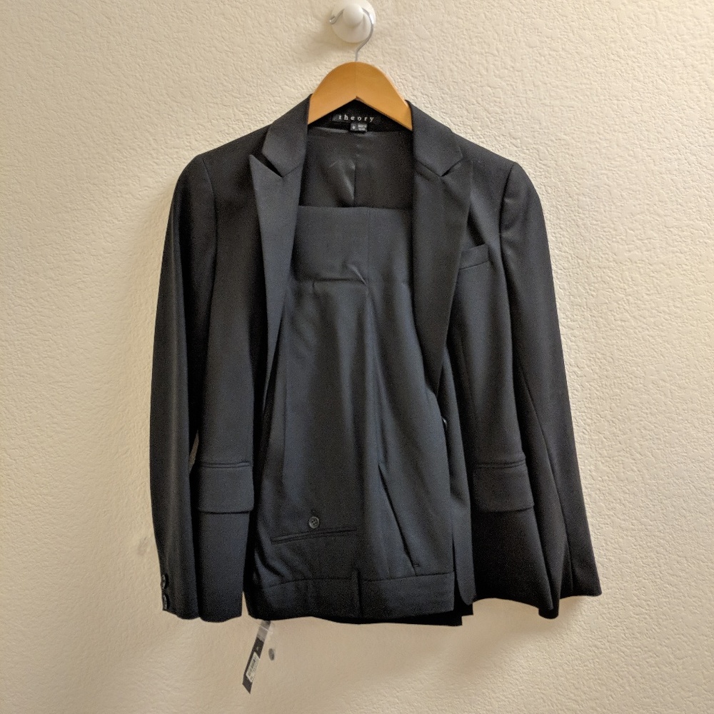 Theory Black Suit Blazer+Pants Size 0 (Pants NWT)
